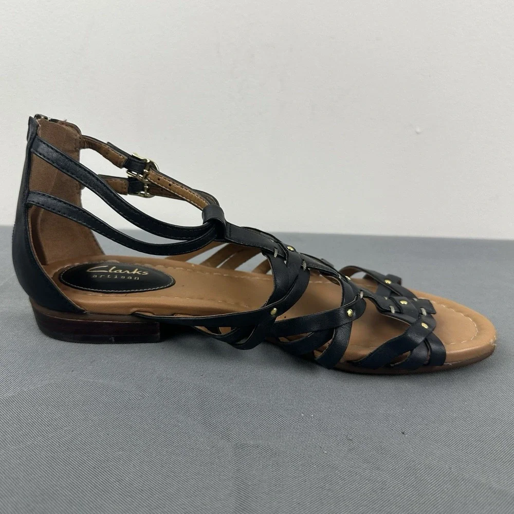 CLARKS ARTISAN Sandals SIZE: 9 M Strappy BLACK Leather Womens Low Heel Comfort